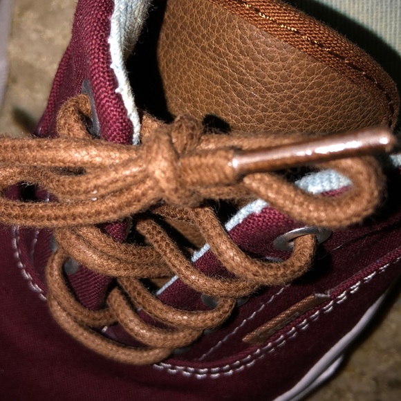 Vans - Picture 7 of 8